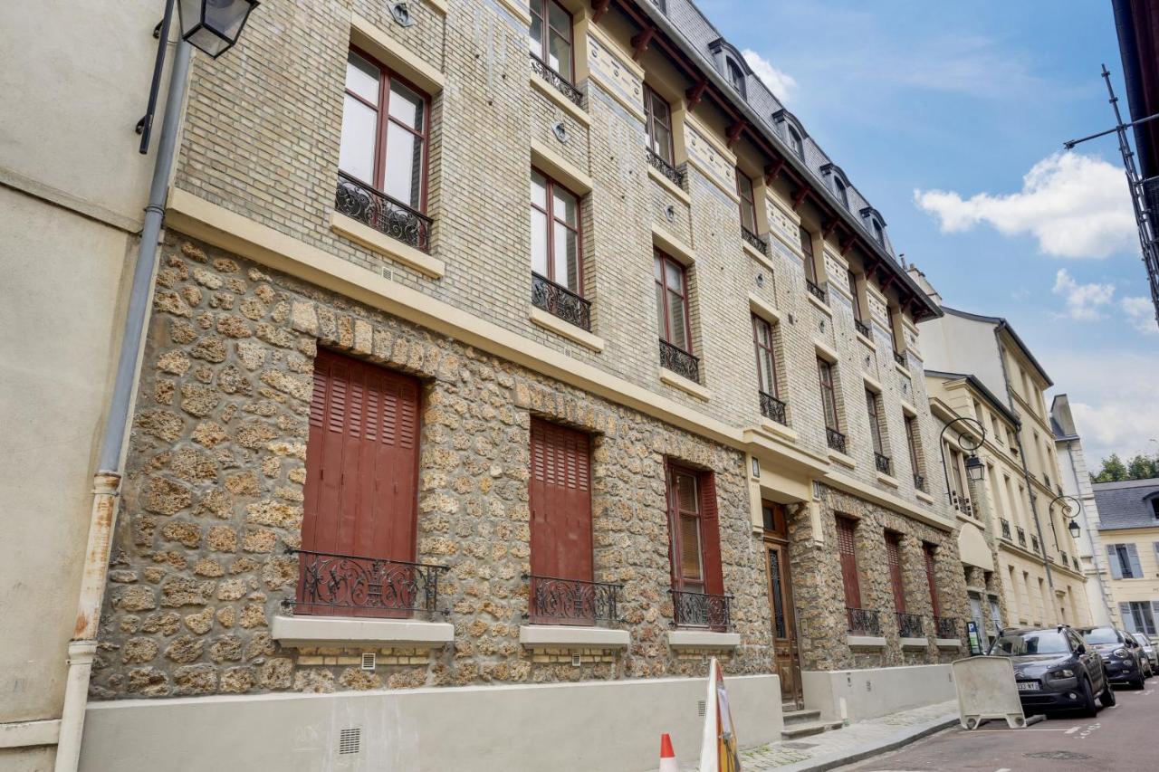 Ferienwohnung Le Mousquetaire Versailles Exterior foto