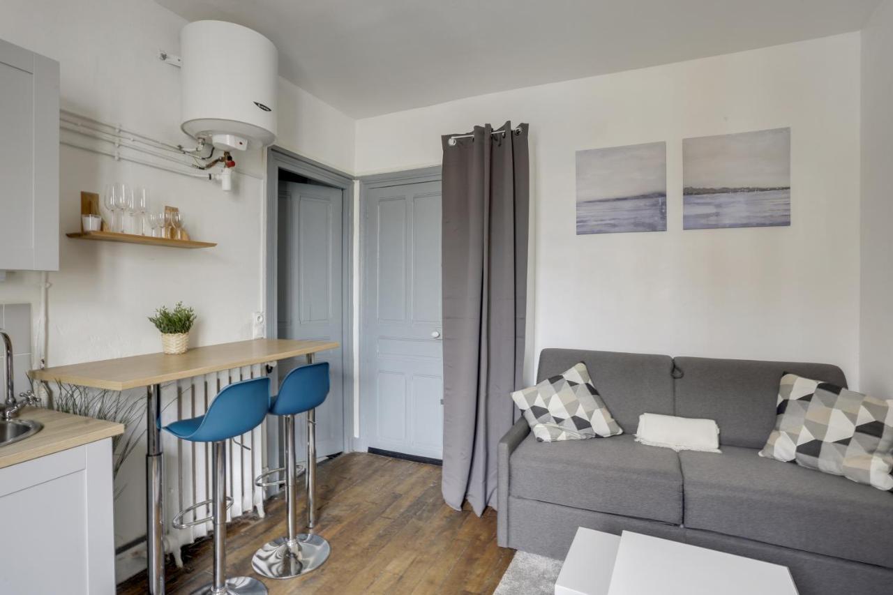 Ferienwohnung Le Mousquetaire Versailles Exterior foto